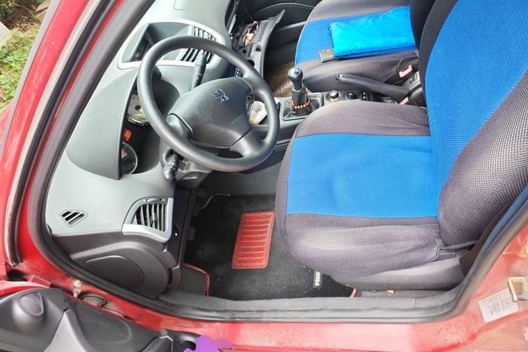 Used Peugeot 207 2011 Sedan 1.6L Manual Yule Edition Left Front Seat