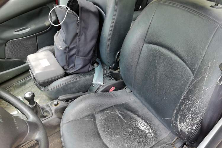 Used Peugeot 207 2011 Sedan 1.4L Manual Yule Edition Left Front Seat