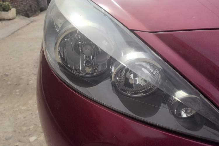 Used Peugeot 207 2011 Hatchback 1.4L Manual Yule Edition Right Front Headlight