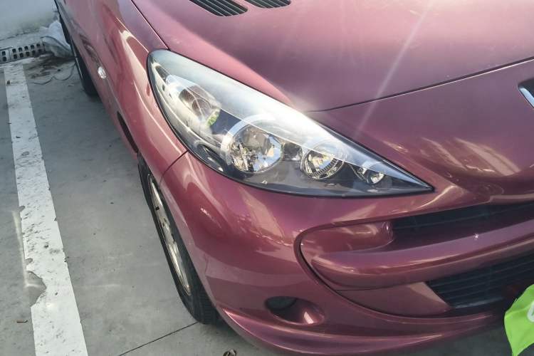 Used Peugeot 207 2011 Hatchback 1.4L Manual Yule Edition Right Front Headlight