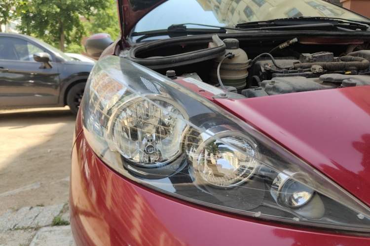 Used Peugeot 207 2011 Hatchback 1.4L Manual Yule Edition Right Front Headlight