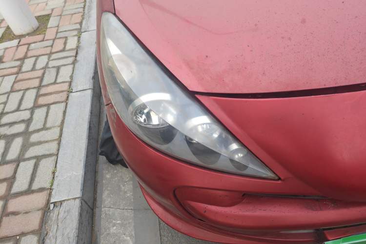 Used Peugeot 207 2011 Sedan 1.4L Manual Yule Edition Right Front Headlight