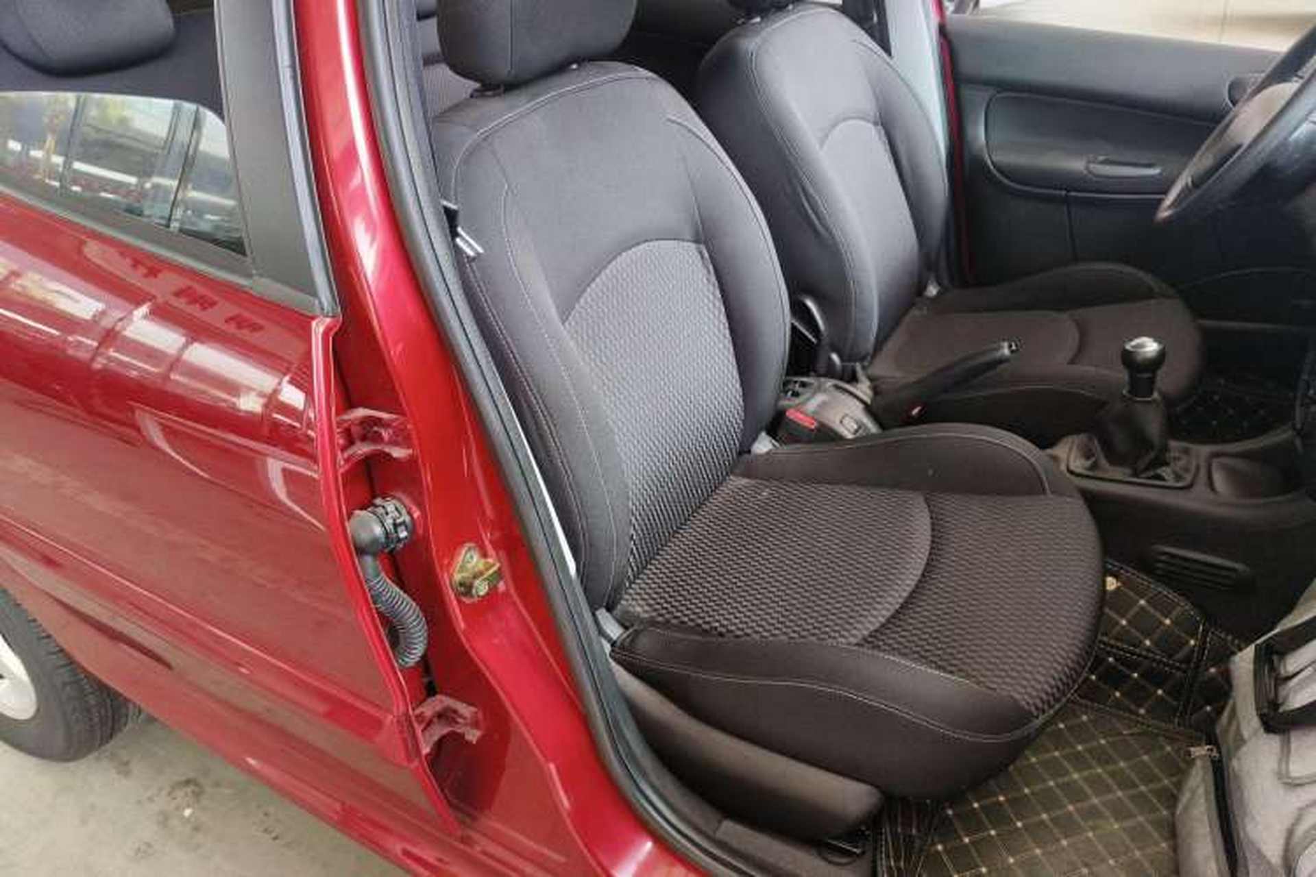 Used Peugeot 207 2011 Hatchback 1.4L Manual Yule Edition Right Front Seat