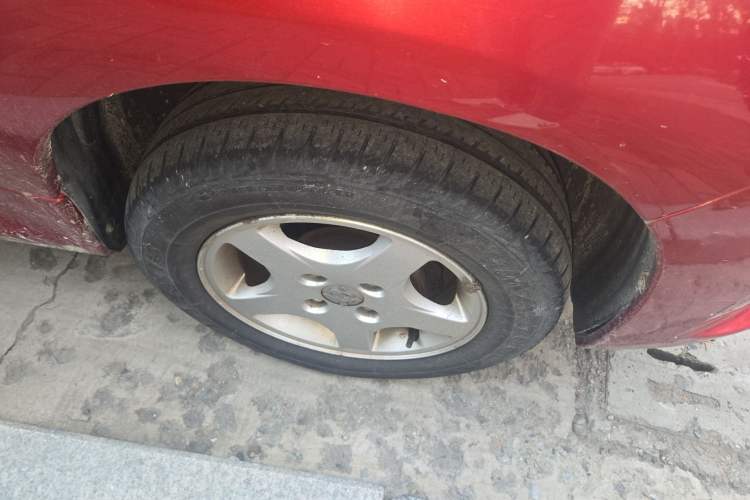 Used Peugeot 207 2011 Hatchback 1.4L Manual Yule Edition Right Front Wheel Hub