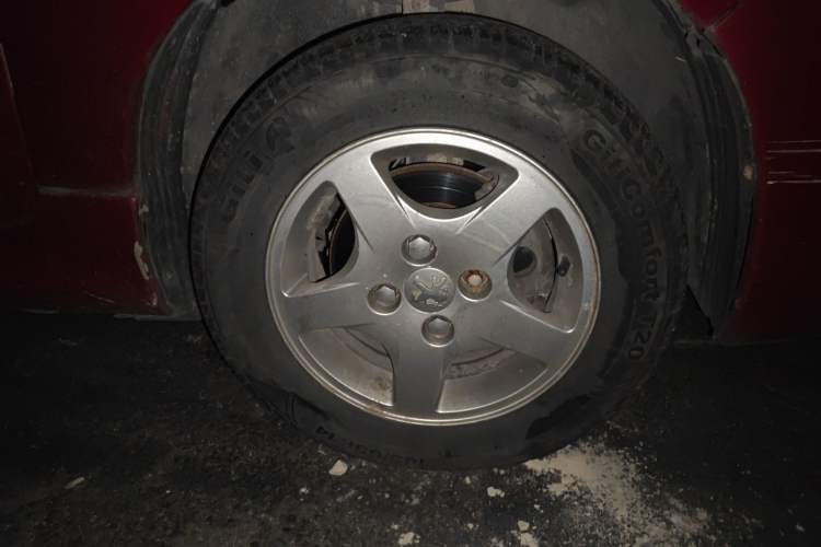 Used Peugeot 207 2011 Hatchback 1.6L Automatic Yule Edition Right Front Wheel Hub