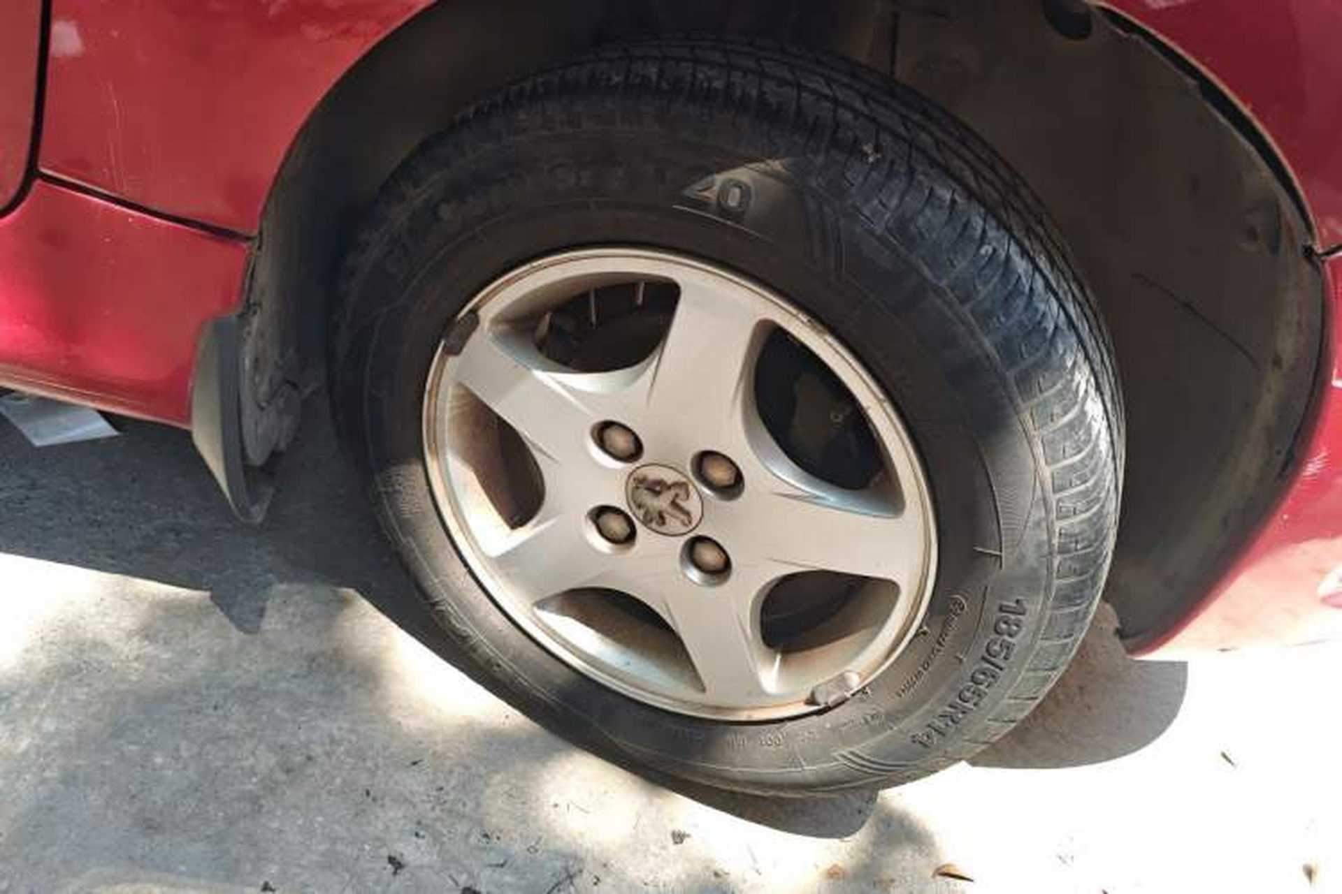 Used Peugeot 207 2011 Sedan 1.4L Manual Yule Edition Right Front Wheel Hub