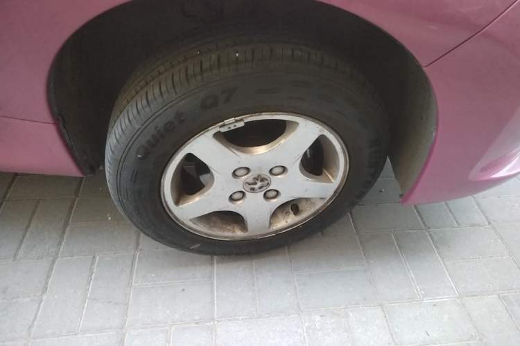 Used Peugeot 207 2011 Hatchback 1.4L Manual Yule Edition Right Front Wheel Hub