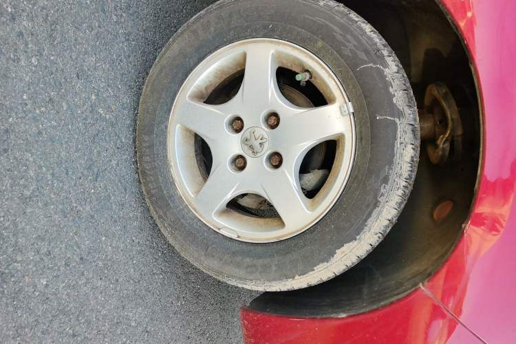 Used Peugeot 207 2011 Sedan 1.4L Manual Yule Edition Right Front Wheel Hub
