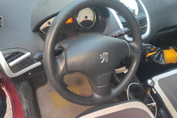 Used Peugeot 207 2011 Hatchback 1.4L Manual Yule Edition Steering Wheel