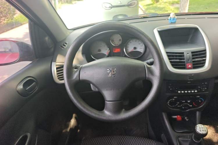 Used Peugeot 207 2011 Hatchback 1.4L Manual Yule Edition Steering Wheel