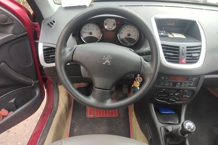 Used Peugeot 207 2011 Sedan 1.4L Manual Yule Edition Steering Wheel