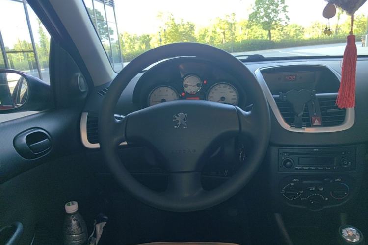 Used Peugeot 207 2011 Sedan 1.4L Manual Yule Edition Steering Wheel