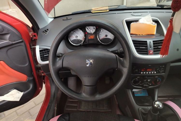 Used Peugeot 207 2011 Sedan 1.4L Manual Yule Edition Steering Wheel