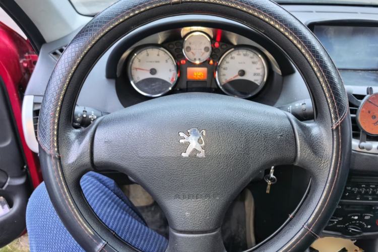 Used Peugeot 207 2011 Sedan 1.4L Manual Yule Edition Steering Wheel
