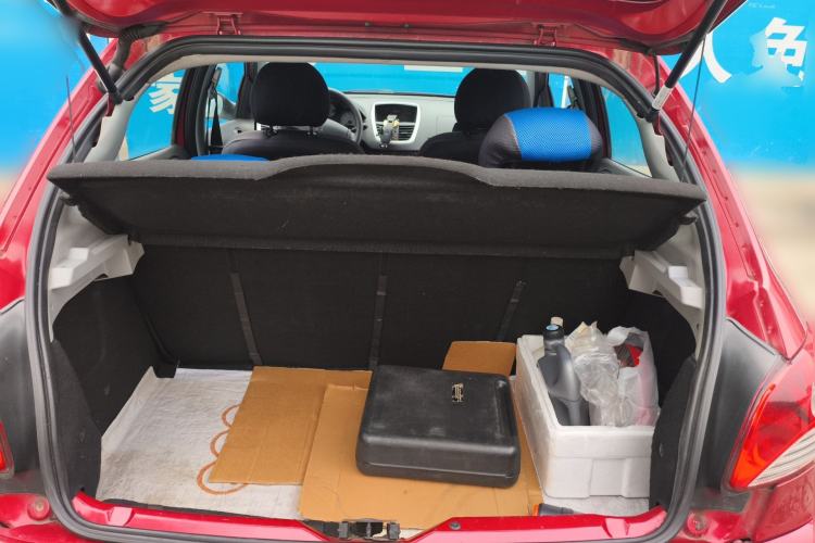 Used Peugeot 207 2011 Hatchback 1.4L Manual Yule Edition Trunk