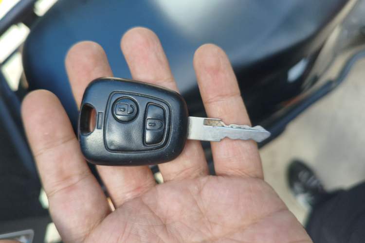 Used Peugeot 207 2011 Hatchback 1.4L Manual Yule Edition Vehicle Key