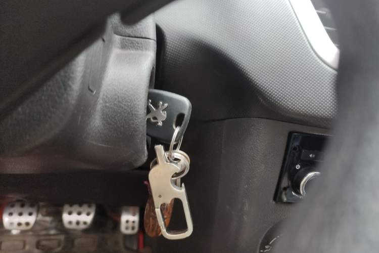 Used Peugeot 207 2011 Hatchback 1.4L Manual Yule Edition Vehicle Key