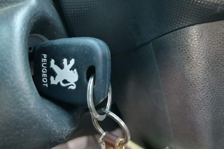 Used Peugeot 207 2011 Sedan 1.4L Manual Yule Edition Vehicle Key