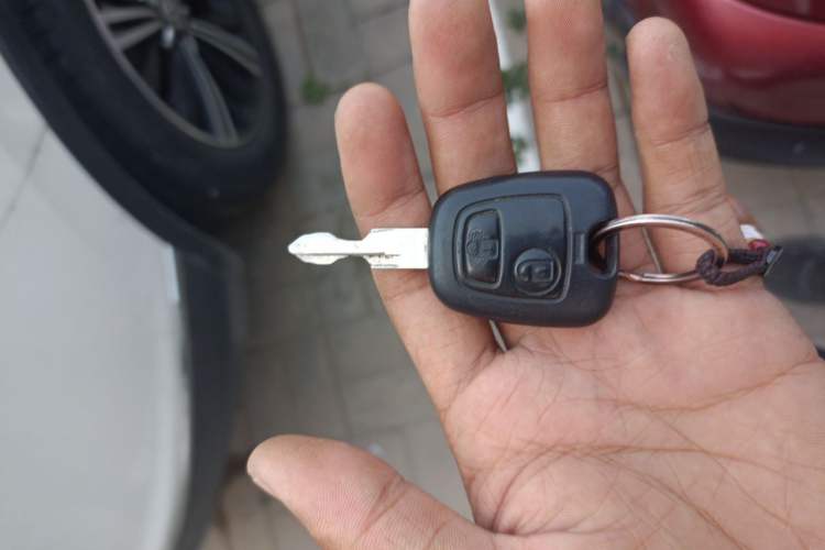 Used Peugeot 207 2011 Hatchback 1.4L Manual Yule Edition Vehicle Key