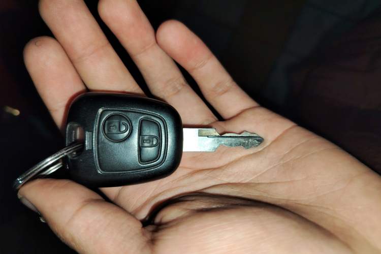 Used Peugeot 207 2011 Hatchback 1.4L Manual Yule Edition Vehicle Key