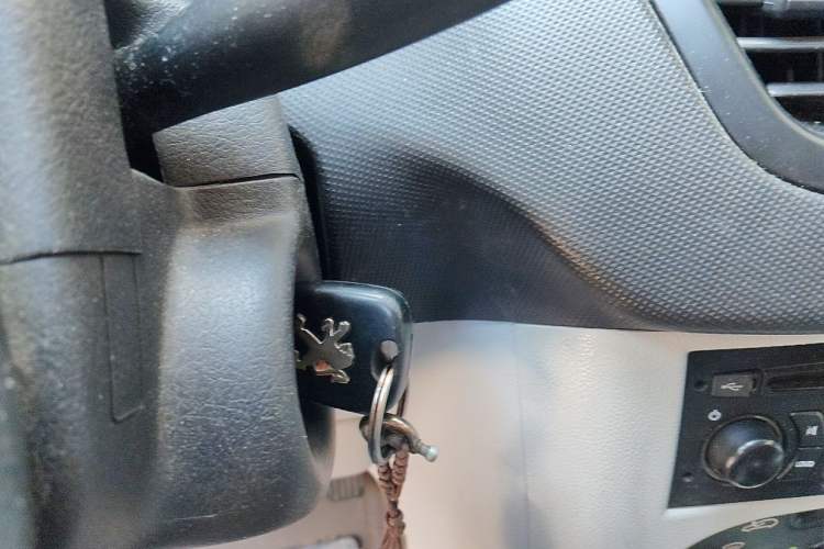 Used Peugeot 207 2011 Sedan 1.4L Manual Yule Edition Vehicle Key