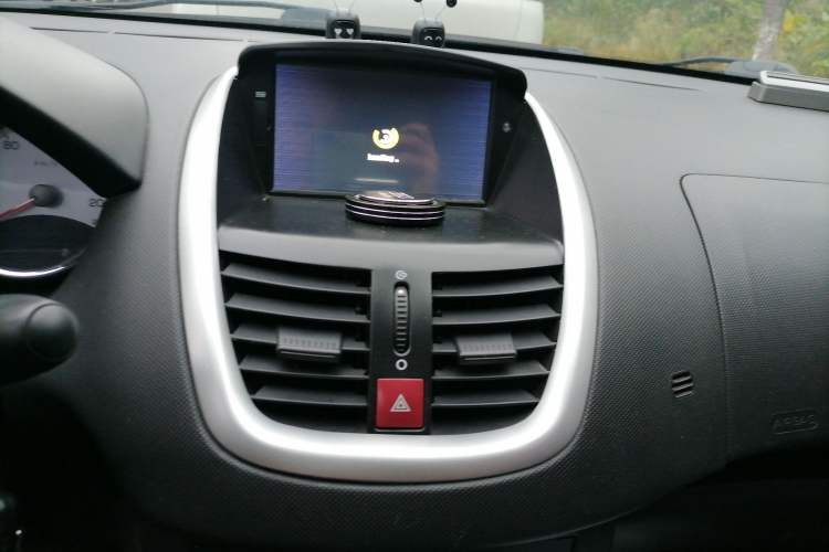 Used Peugeot 207 2011 Sedan 1.4L Manual Yule Edition Audio And AC Panel