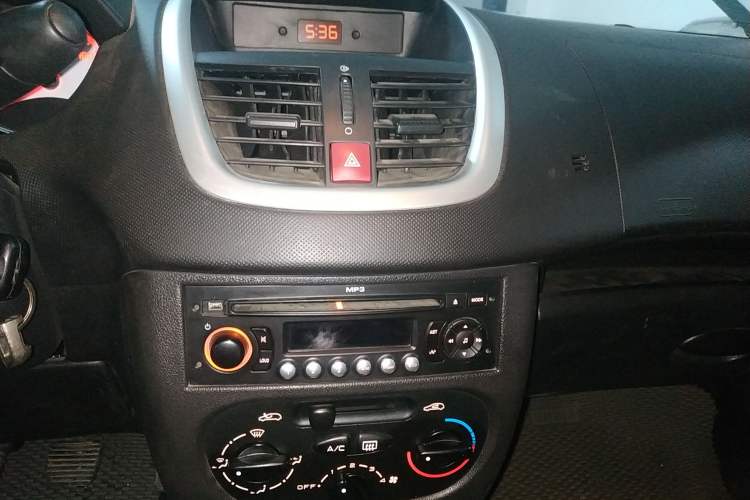 Used Peugeot 207 2011 Sedan 1.4L Manual Yule Edition Audio And AC Panel