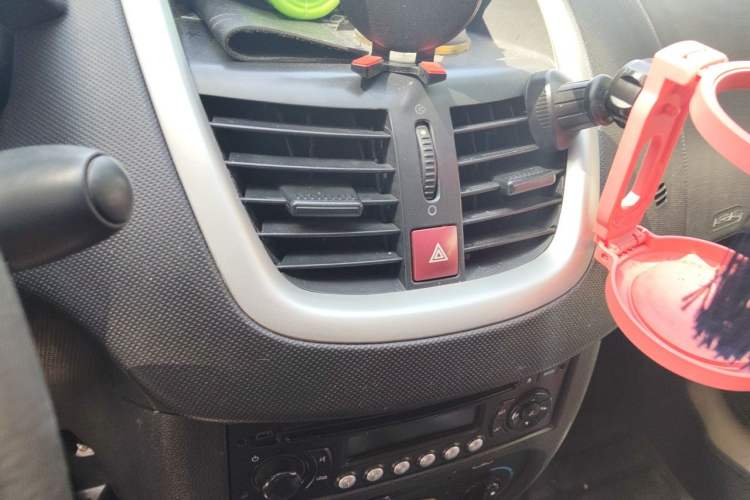Used Peugeot 207 2011 Sedan 1.4L Manual Yule Edition Audio And AC Panel