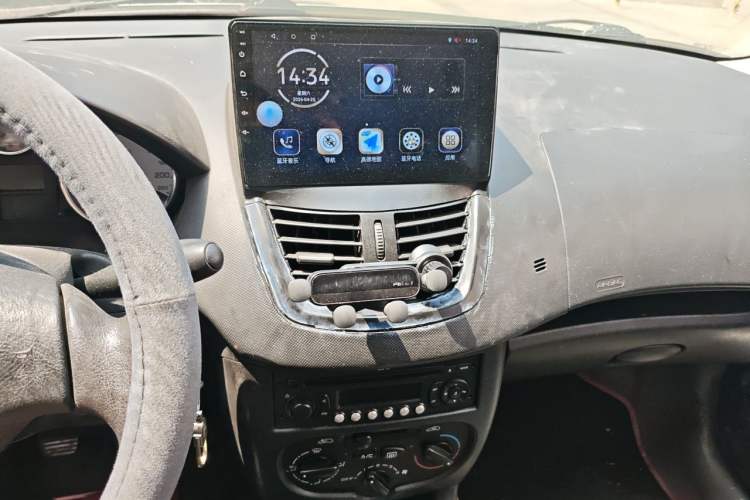 Used Peugeot 207 2011 Sedan 1.4L Manual Yule Edition Audio And AC Panel
