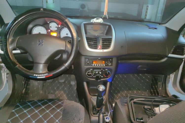 Used Peugeot 207 2011 Hatchback 1.4L Manual Yule Edition Center Console