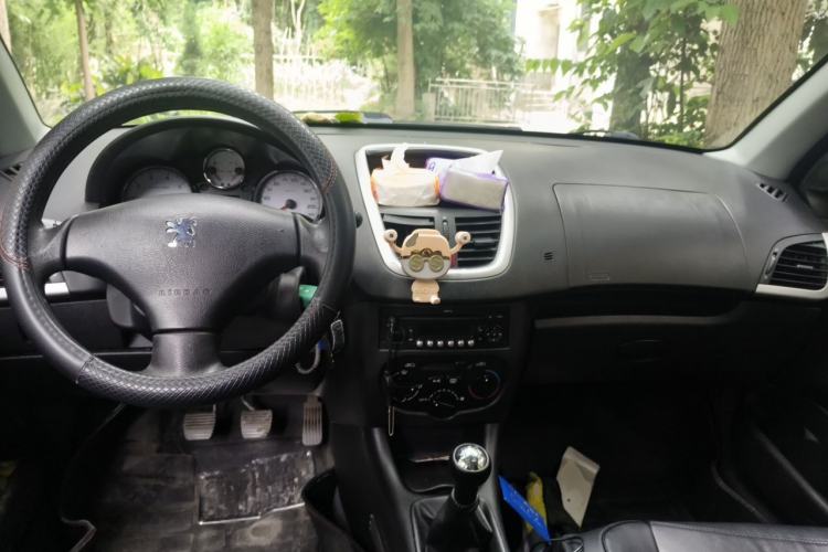 Used Peugeot 207 2011 Hatchback 1.4L Manual Yule Edition Center Console
