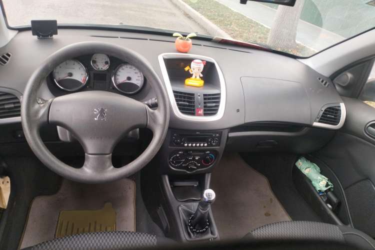 Used Peugeot 207 2011 Hatchback 1.4L Manual Yule Edition Center Console