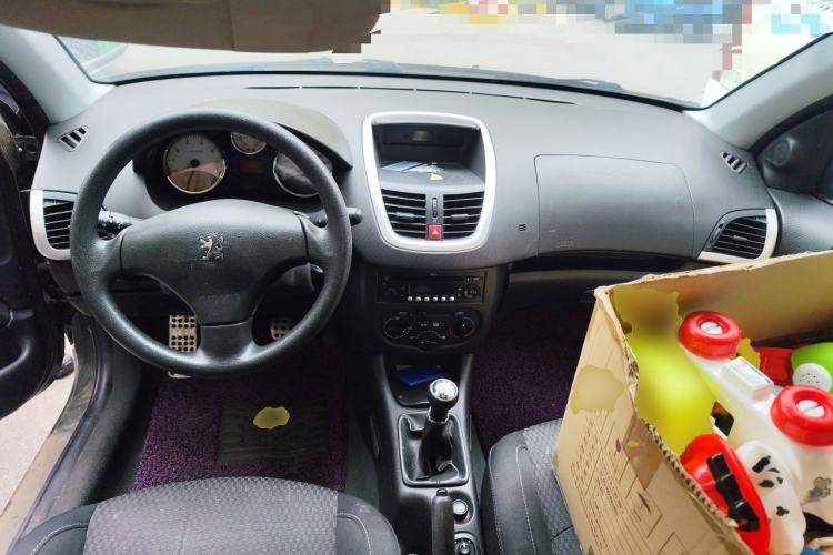 Used Peugeot 207 2011 Hatchback 1.4L Manual Yule Edition Center Console
