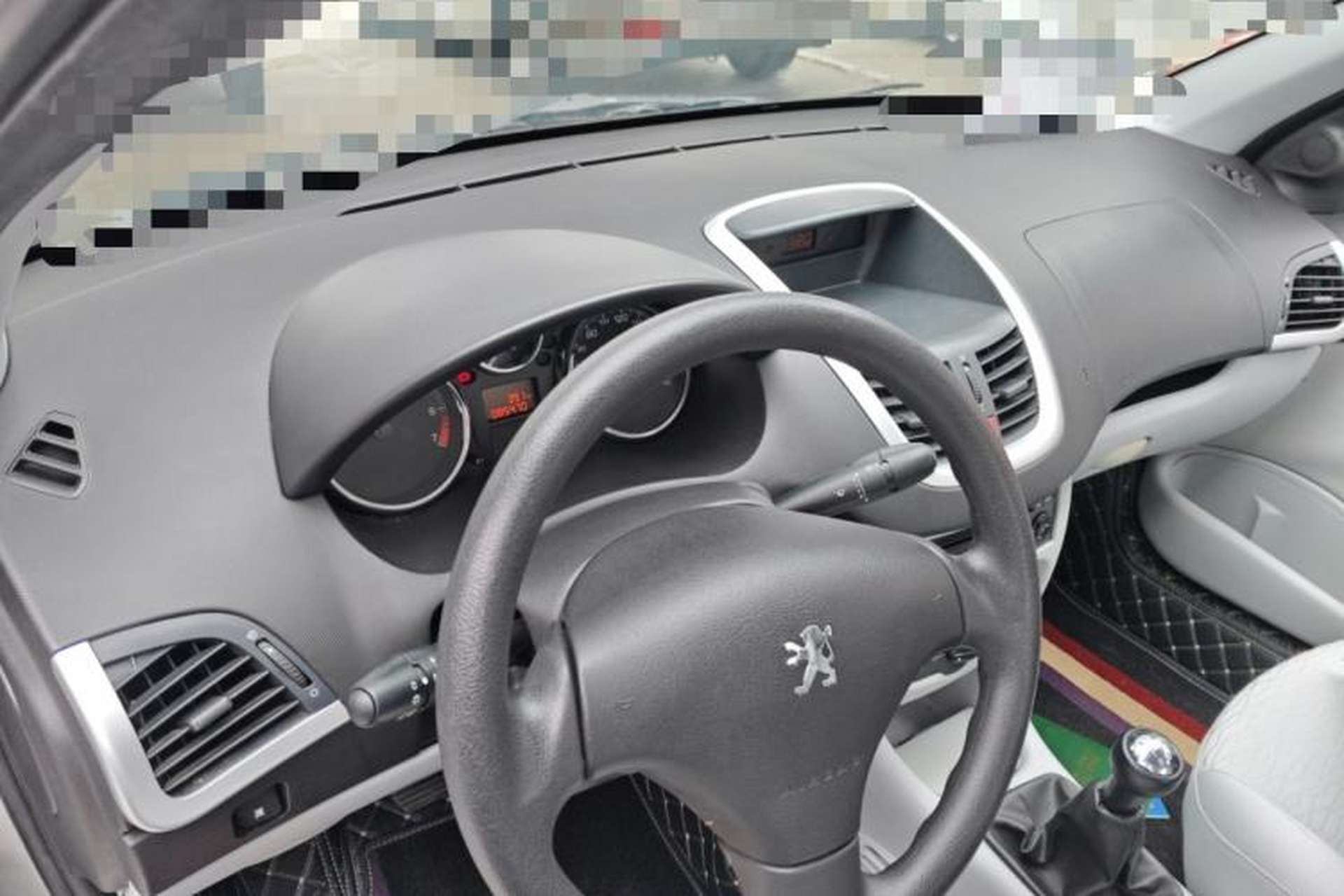 Used Peugeot 207 2011 Sedan 1.4L Manual Yule Edition Center Console