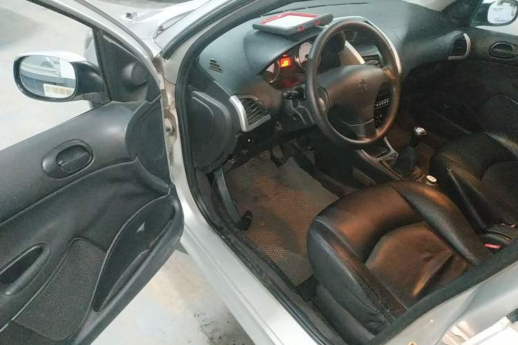 Used Peugeot 207 2011 Sedan 1.4L Manual Yule Edition Driver Seat