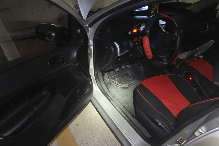 Used Peugeot 207 2011 Hatchback 1.4L Manual Yule Edition Driver Seat