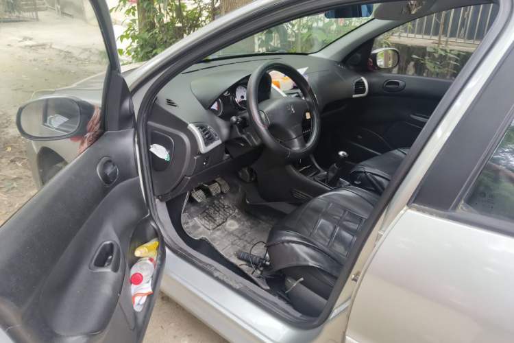 Used Peugeot 207 2011 Hatchback 1.4L Manual Yule Edition Driver Seat