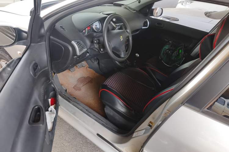 Used Peugeot 207 2011 Hatchback 1.4L Manual Yule Edition Driver Seat