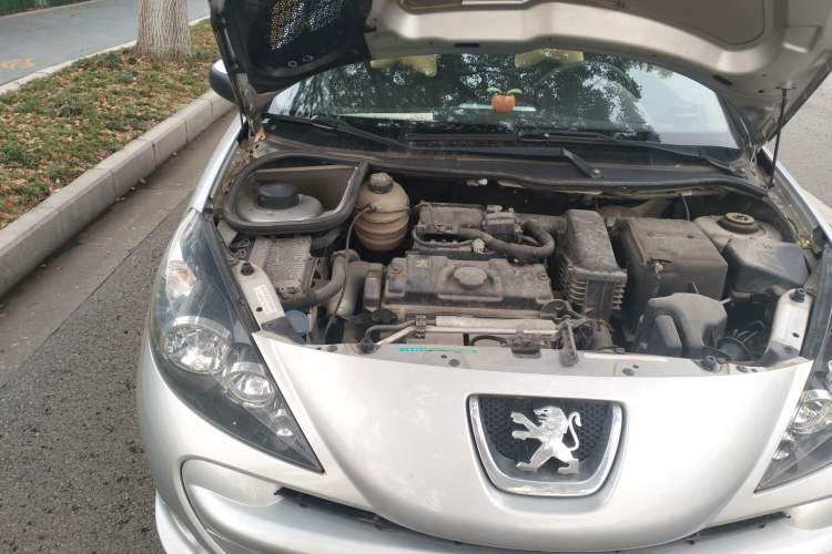 Used Peugeot 207 2011 Hatchback 1.4L Manual Yule Edition Engine Bay Right