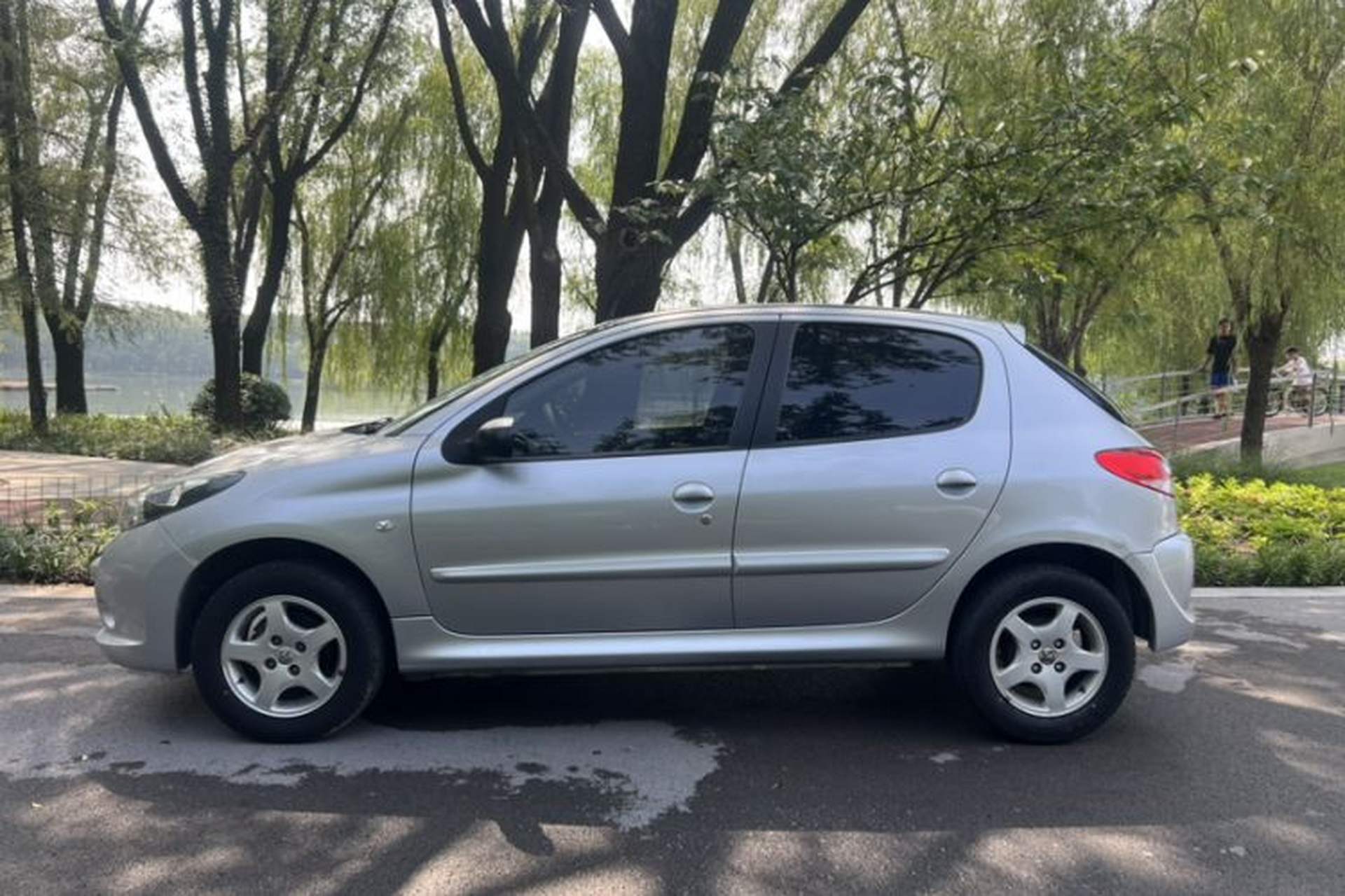 Used Peugeot 207 2011 Hatchback 1.4L Manual Yule Edition Exterior 4