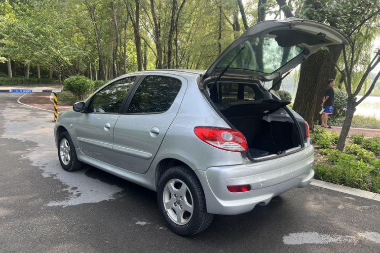 Used Peugeot 207 2011 Hatchback 1.4L Manual Yule Edition Exterior 5