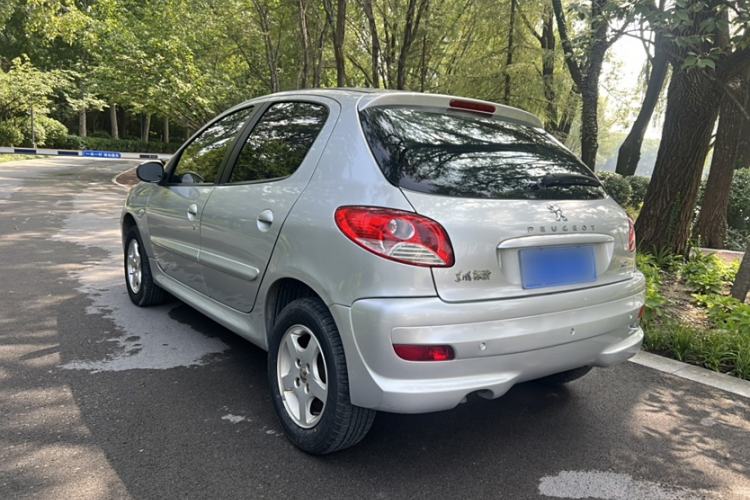 Used Peugeot 207 2011 Hatchback 1.4L Manual Yule Edition Exterior 6