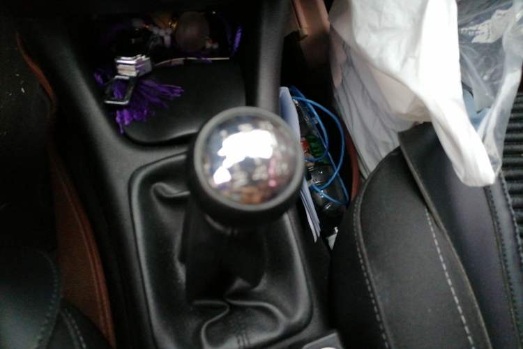 Used Peugeot 207 2011 Sedan 1.4L Manual Yule Edition Gear Lever