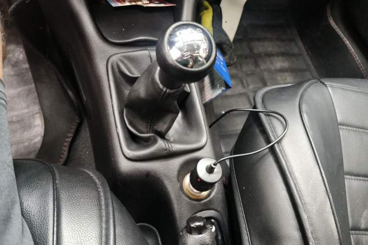 Used Peugeot 207 2011 Hatchback 1.4L Manual Yule Edition Gear Lever