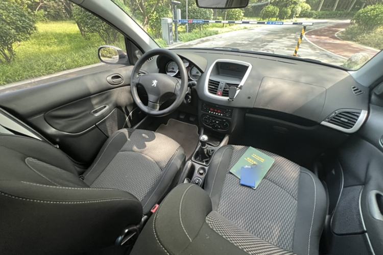 Used Peugeot 207 2011 Hatchback 1.4L Manual Yule Edition Interior 5