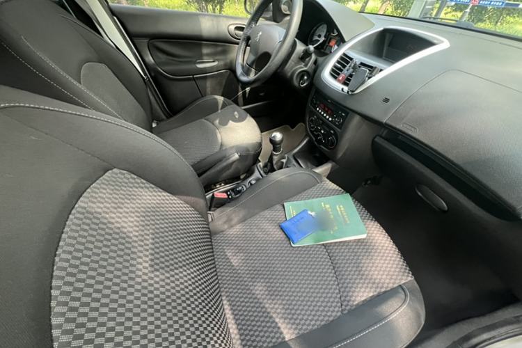 Used Peugeot 207 2011 Hatchback 1.4L Manual Yule Edition Interior 6