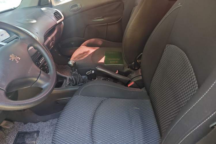 Used Peugeot 207 2011 Sedan 1.4L Manual Yule Edition Left Front Seat
