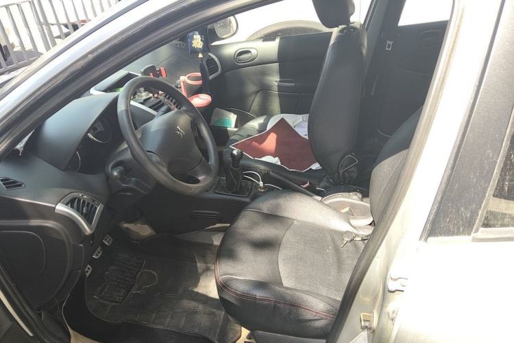 Used Peugeot 207 2011 Sedan 1.4L Manual Yule Edition Left Front Seat