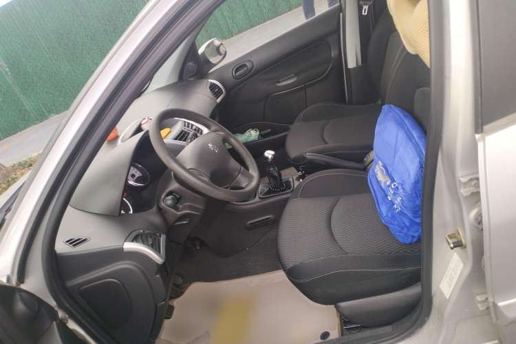 Used Peugeot 207 2011 Hatchback 1.4L Manual Yule Edition Left Front Seat