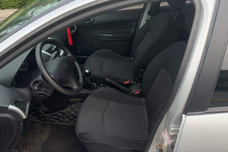 Used Peugeot 207 2011 Sedan 1.4L Manual Yule Edition Left Front Seat